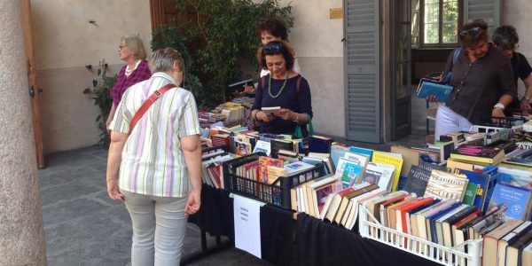 MercatinoLibro2